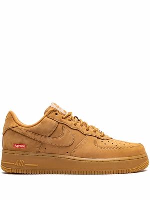 Nike x Supreme baskets Air Force 1 Low SP 'Supreme' - Marron