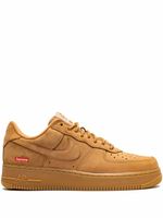 Nike x Supreme baskets Air Force 1 Low SP 'Supreme' - Marron - thumbnail