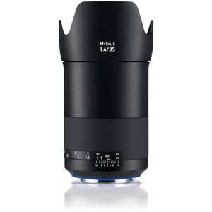 Zeiss Milvus 35mm F/1.4 Canon