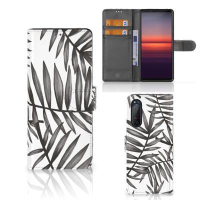 Sony Xperia 5II Hoesje Leaves Grey Sony Xperia 5II Hoesje Leaves Grey