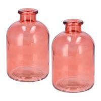 Bloemenvaas fles model - 2x - helder gekleurd glas - koraal roze - D11 x H17 cm - thumbnail