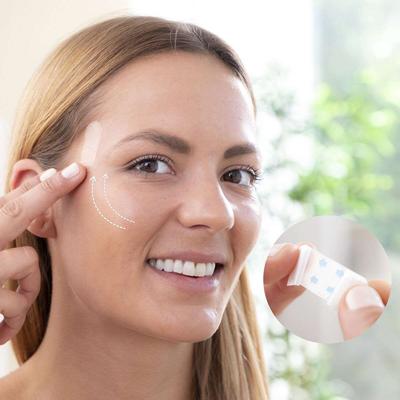 Onzichtbare zelfklevende gezichtliftende pleisters Liftrik InnovaGoods 40 Stuks