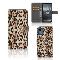 Nokia C12 | Telefoonhoesje | Met pasjeshouder | Leopard