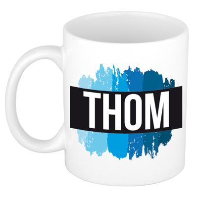 Thom naam cadeau koffie mok - beker - met blauw verfstrepen - Cadeau collega - vaderdag