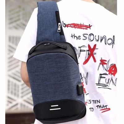 Multifunctionele Oxford draagbare casual enkele schoudertas met oortelefoon lijn gat & USB opladen (marineblauw)