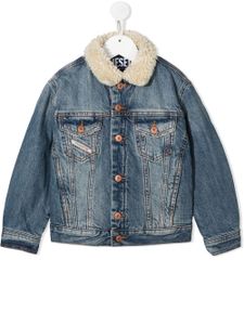 Diesel Kids veste en jean Jresky à col en peau lainée - Bleu