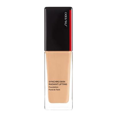 Shiseido Synchro Skin Radiant Lifting Foundation 250 Sand 30ml
