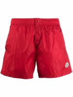 Moncler short de bain à patch logo - Rouge