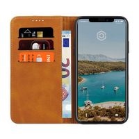 Casecentive Leren Wallet case iPhone 11 tan - 8720153790765
