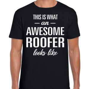 Awesome roofer / dakdekker cadeau t-shirt zwart heren