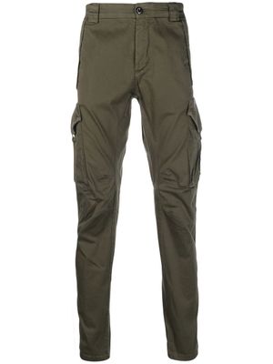 C.P. Company pantalon fuselé à poches cargo - Vert