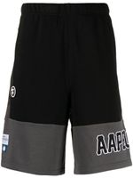 AAPE BY *A BATHING APE® short de sport à imprimé camouflage - Gris - thumbnail