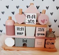 ''Label Label'' houten stapelhuisje roze (met naam) - thumbnail