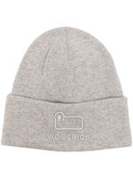 Woolrich bonnet à logo brodé - Gris