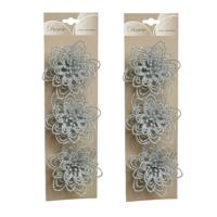 Kerstboomversiering Bloemen - 6x stuks - 11 cm - zilver glitter - op clip - ornament