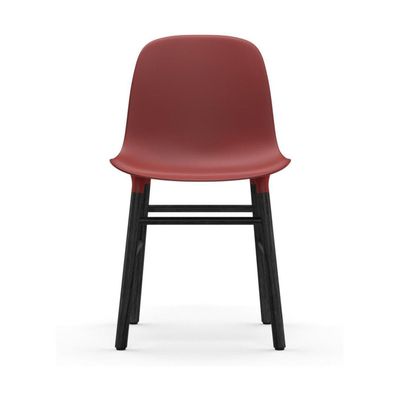 Normann Copenhagen Form eetkamerstoel Red vierpoot zwart eikenhout