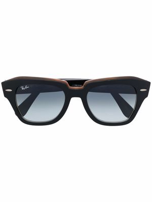 Ray-Ban lunettes de soleil State Street à monture carrée - Noir