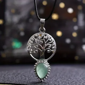 Zilverkleurige Levensboom Ketting met Groene Aventurijn Edelsteen - Sieraden - Spiritueelboek.nl