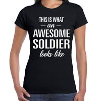 Awesome soldier / militair cadeau t-shirt zwart voor dames 2XL  - - thumbnail