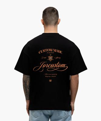 Jorcustom Handscript Loose Fit T-Shirt Heren Zwart/Oranje - Maat M - Kleur: ZwartOranje | Soccerfanshop