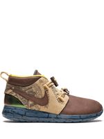 Nike baskets Roshe Run Trollstrike - Marron