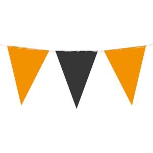 Feest/verjaardag Vlaggenlijn - oranje/zwart - 10 m - 15 vlaggetjes - binnen/buiten - kunststof