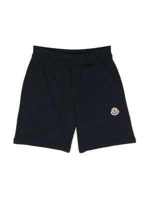 Moncler Enfant short en coton à patch logo - Bleu