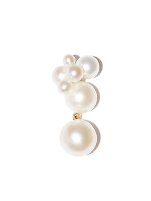 Sophie Bille Brahe boucle d'oreille Bisou en or 14ct à perle