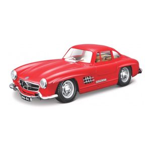 Modelauto Mercedes-Benz 300SL 1954 rood schaal 1:24/19 x 7 x 5 cm   -