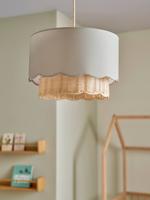 Geschulpte lampenkap voor hanglamp van stof en rotan saliegroen