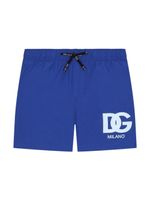 Dolce & Gabbana Kids short de bain à logo imprimé - Bleu