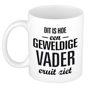 Geweldige vader cadeau mok / beker wit 300 ml   -