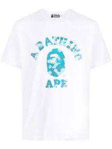 A BATHING APE® t-shirt Radiation College à imprimé camouflage - Blanc