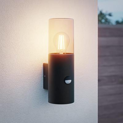 Blaze - LED Wandlamp - Incl. Schemerschakelaar & Bewegingssensor - Up light - E27 Fitting - IP44 Waterdicht - Smokey glas