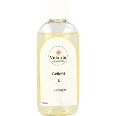 Volatile Massageolie geliefd & gedragen