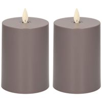 2x Antraciet grijze outdoor LED kaarsen / stompkaarsen met bewegende vlam en timer 13 cm