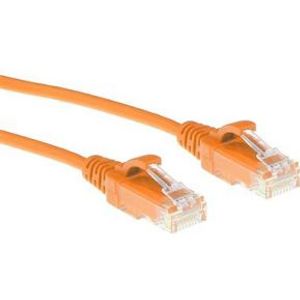 ACT Oranje 5 meter LSZH U/UTP CAT6 datacenter slimline patchkabel snagless met RJ45 connectoren