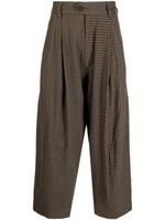 Ziggy Chen panelled pleated drop-crotch trousers - Marron - thumbnail