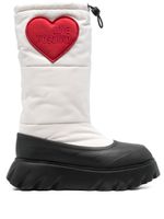 Love Moschino bottines matelassées à patch cœur - Blanc