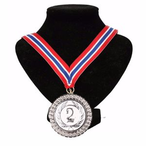 Kampioensmedaille nr. 2 aan rood/wit/blauw lint   -