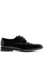 Alexander McQueen chaussures oxford en cuir verni - Noir