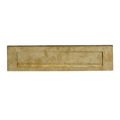 Intersteel briefplaat rechthoekig - met klep/regenrand - 325x77 mm - messing getrommeld