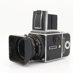 Hasselblad 503CX + 80mm F/2.8 Planar CF + A12 filmback occasion