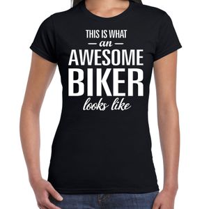 Awesome biker / motorrijdster cadeau t-shirt zwart dames