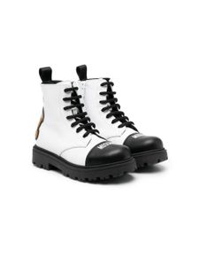 Moschino Kids bottines en cuir à logo imprimé - Blanc