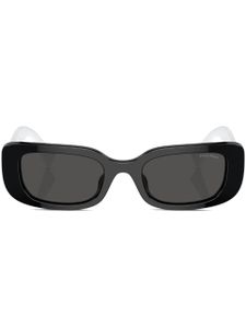 Miu Miu Eyewear lunettes de soleil rectangulaires à logo imprimé - Noir