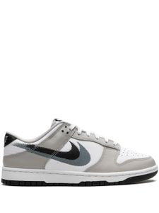 Nike baskets Dunk Low 'Stencil Swoosh' - Blanc