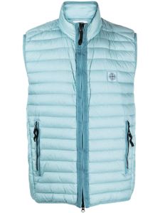 Stone Island gilet matelassé à patch Compass - Bleu