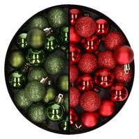 Kleine kunststof kerstversiering 40x stuks set en 3 cm kerstballen in het groen en rood - thumbnail