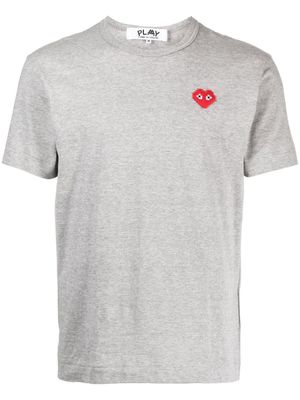 Comme Des Garçons Play t-shirt en coton à patch logo - Gris